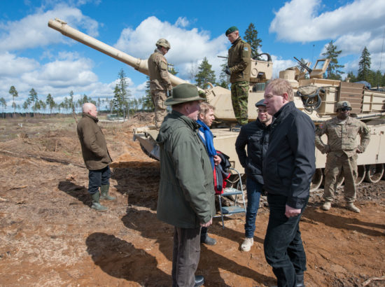 Abrams M1A2 tankide lahinglaskmine Kaitseväe keskpolügoonil